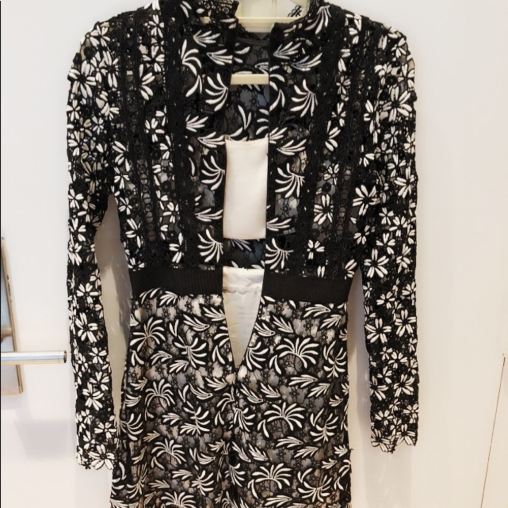Sold โค๏ธHP๐New Self-Portrait Antoinette Dress - Picture 5 of 8